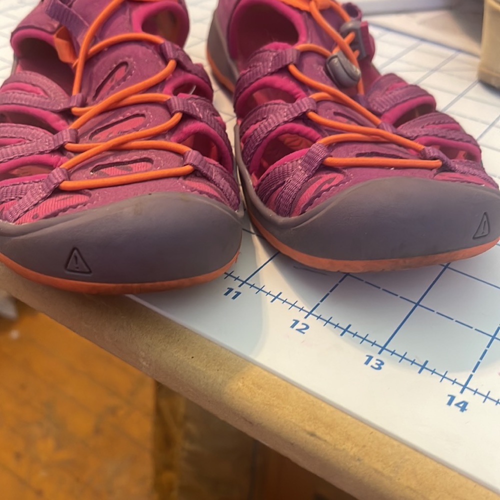 Keen Hot Pink & Orange Water Shoes - Picture 2 of 6
